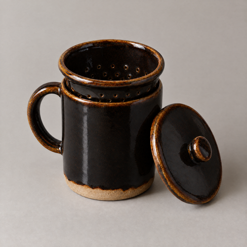 Brewing Mug in Iron glaze with its strainer basket and lid